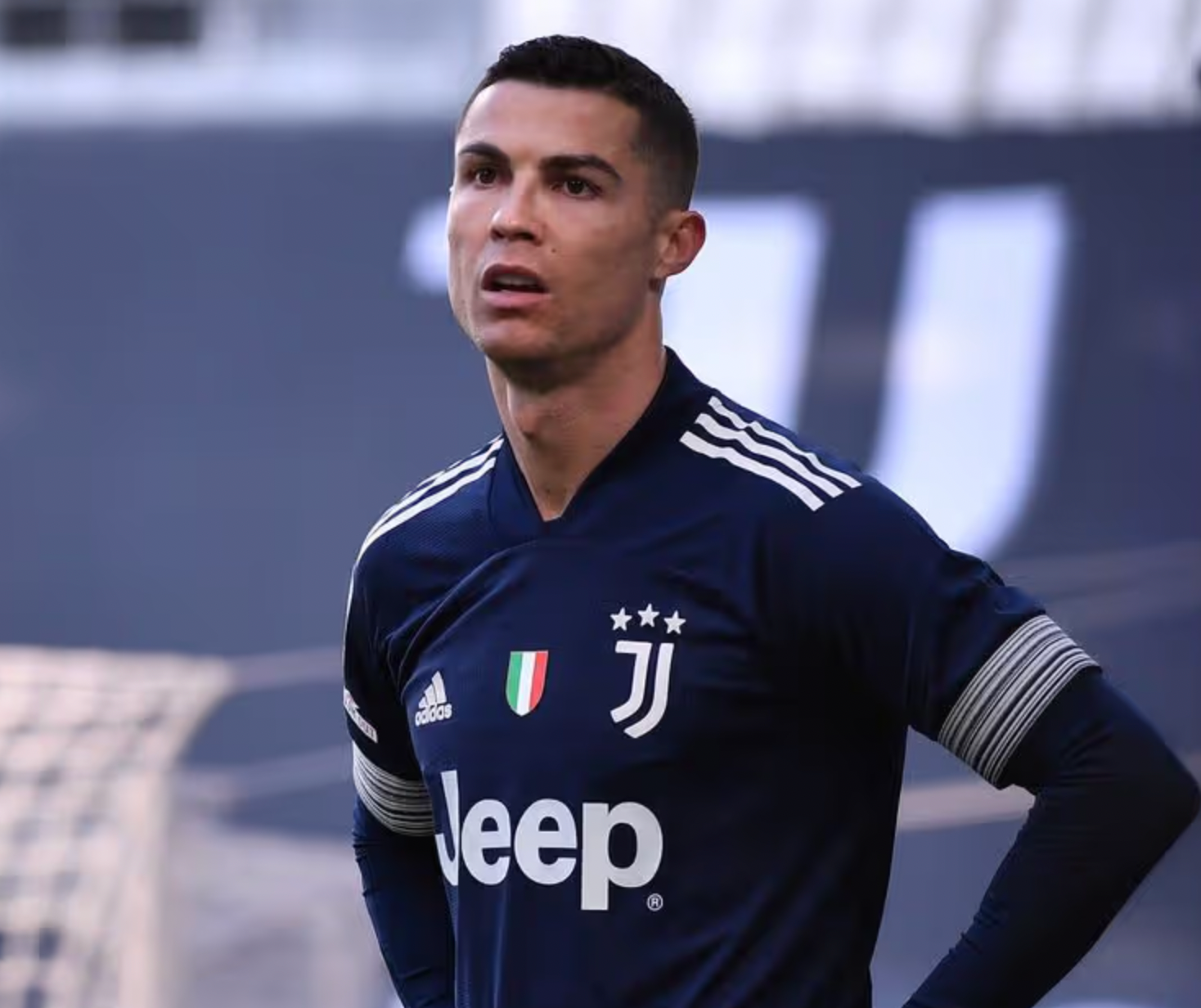 20/21 Juventus away kit