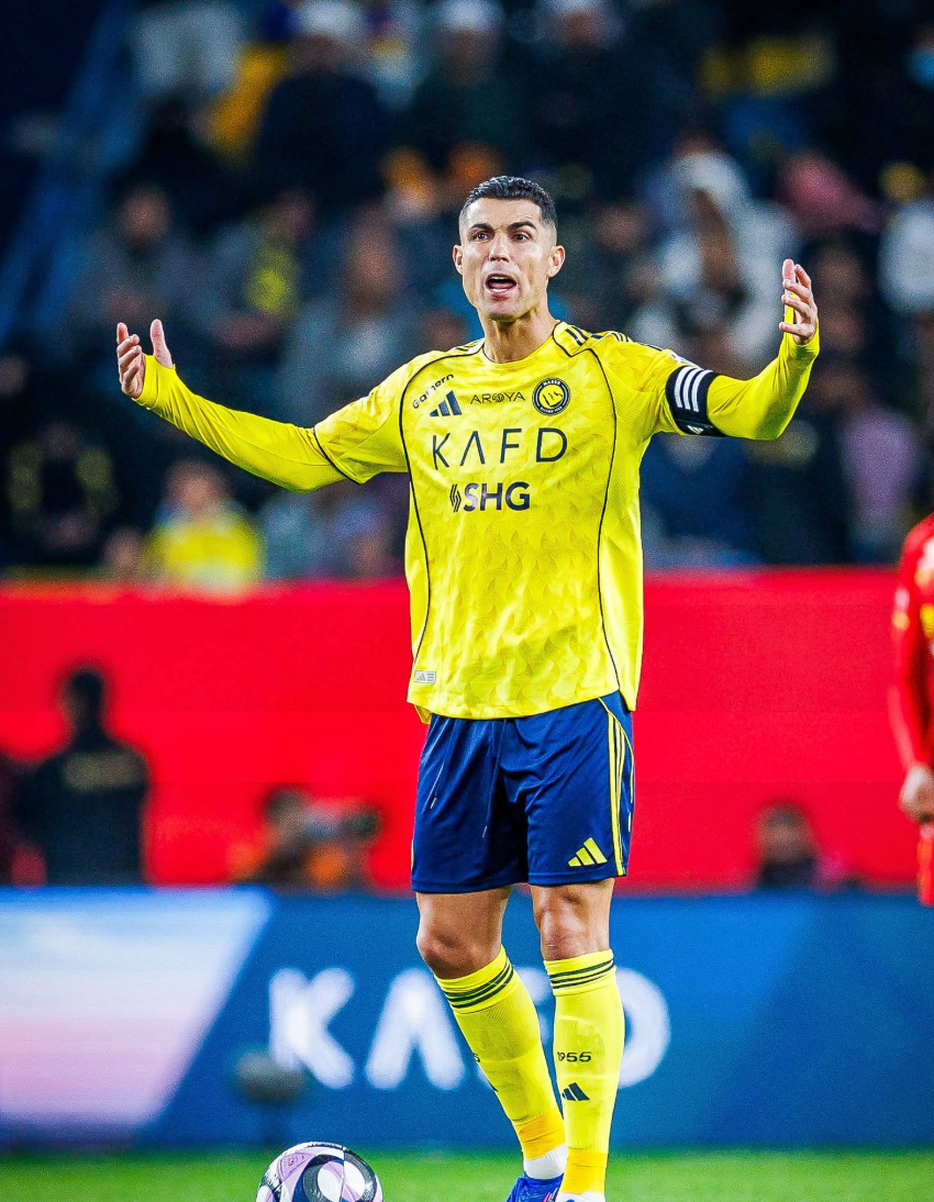 Al Nassr 2025/2026 Home Jersey