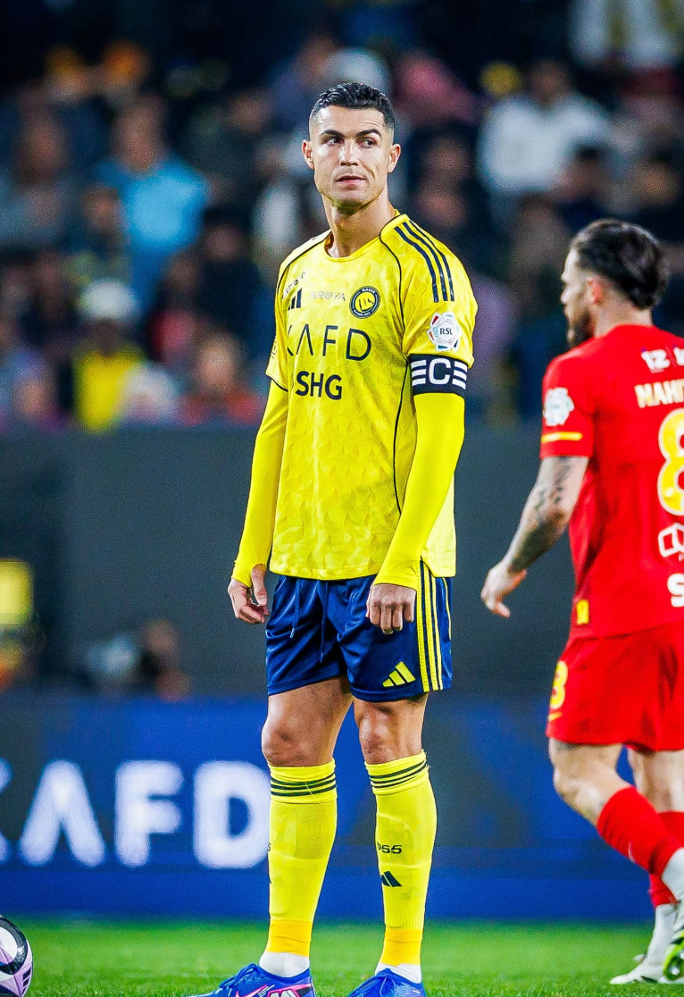 Al Nassr 2025/2026 Home Jersey