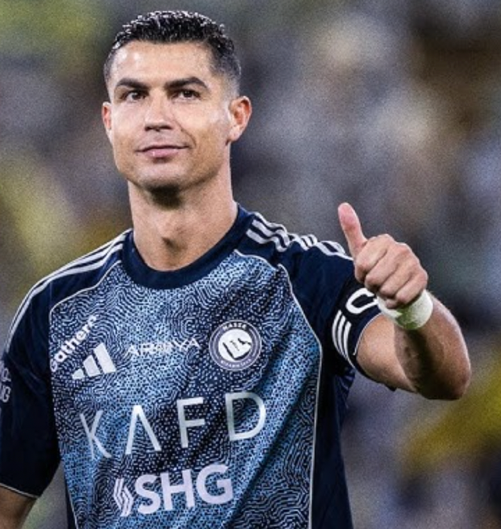 Al Nassr 2025/2026 away Kit